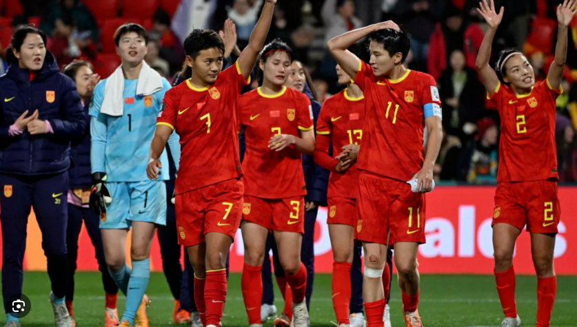 2023世界杯直播：中国女足1-0海地！王霜进球，张琳艳造点，张睿染红！
