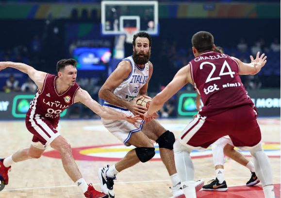 男篮世界杯5-8排位赛：意大利vs拉脱维亚 比赛精彩